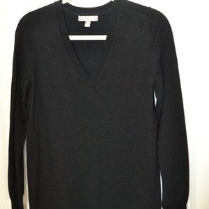 Banana Republic Merino V-Neck Sweater - Size M